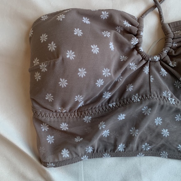 Gilly Hicks Convertible Mesh Daisy Bralette Halter Top - Picture 2 of 6